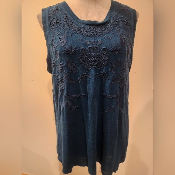 NWOT Sundance Embroidered Tank - Picture 1 of 10